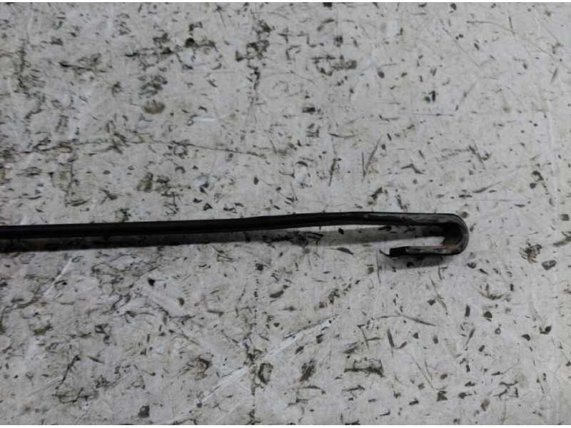 Recambio de brazo limpia delantero izquierdo para renault trafic (desde 5.89) t 1100 referencia OEM IAM 7700801699  