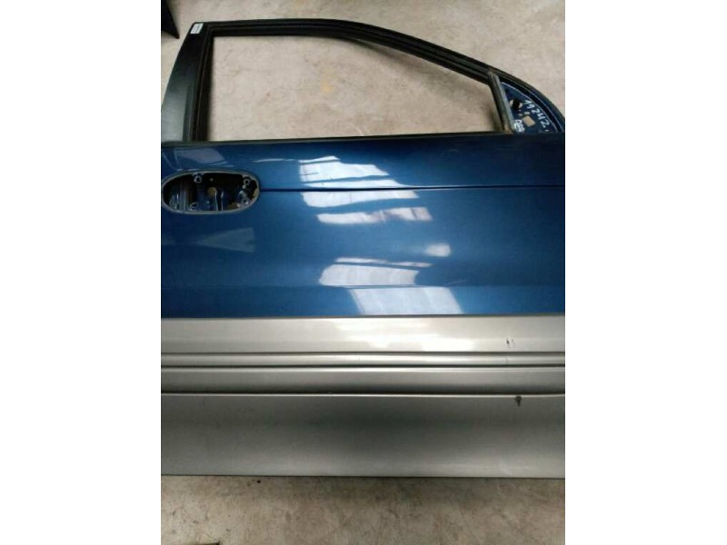 Recambio de puerta delantera derecha para kia carnival ii 2.9 cdri ex referencia OEM IAM   