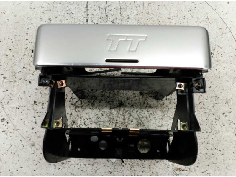 Recambio de embellecedor para audi tt (8n3/8n9) 1.8 t coupe (132kw) referencia OEM IAM 8N0863243C CASSETTE 