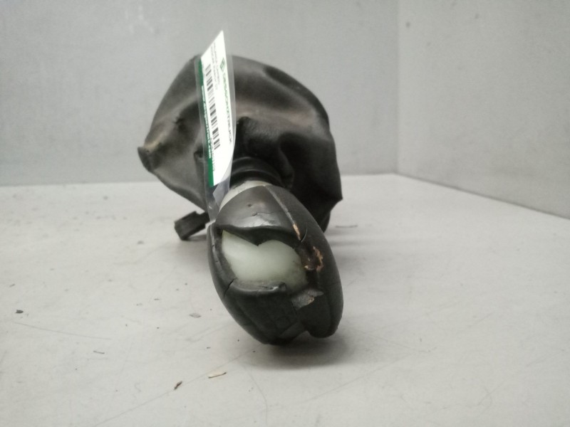 Recambio de palanca cambio para riocar march 07 referencia OEM IAM A9062603309  