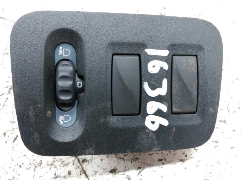 Recambio de mando regulador de faros para renault master kasten l1h1 ka 2,8t referencia OEM IAM 8200379685  