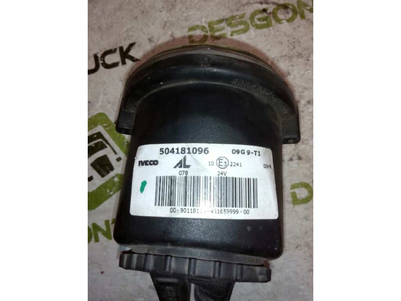 Recambio de faro izquierdo para iveco trucks stralis as 440s50 referencia OEM IAM 504181096 FARO LARGO ALCANCE 