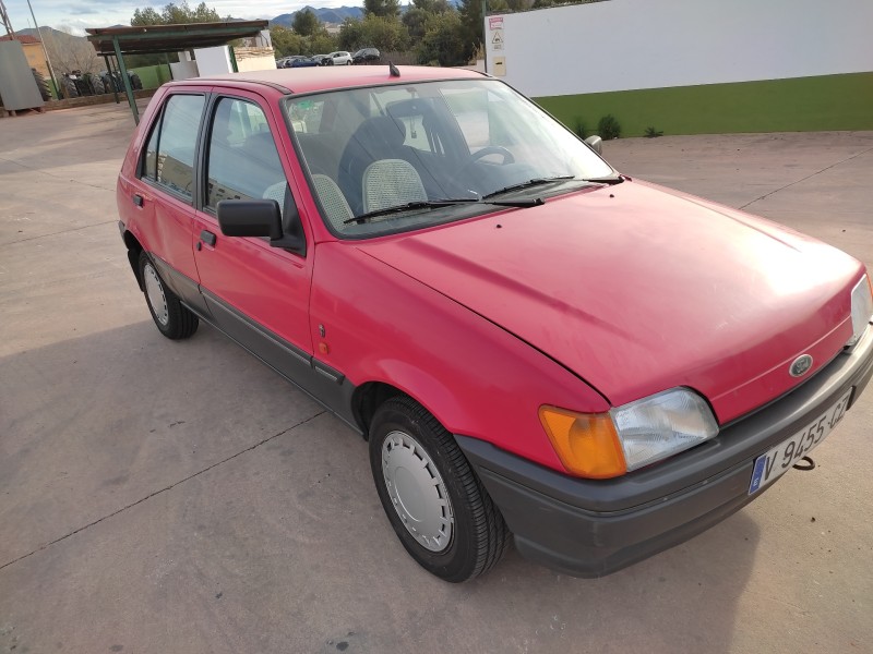 ford fiesta berl./courier del año 1989