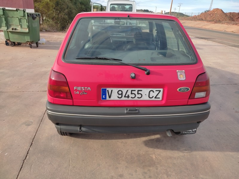 ford fiesta berl./courier del año 1989