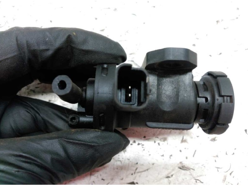 Recambio de electro valvula para peugeot expert kasten komfort confort acristalato referencia OEM IAM 9635704380 0928400414 