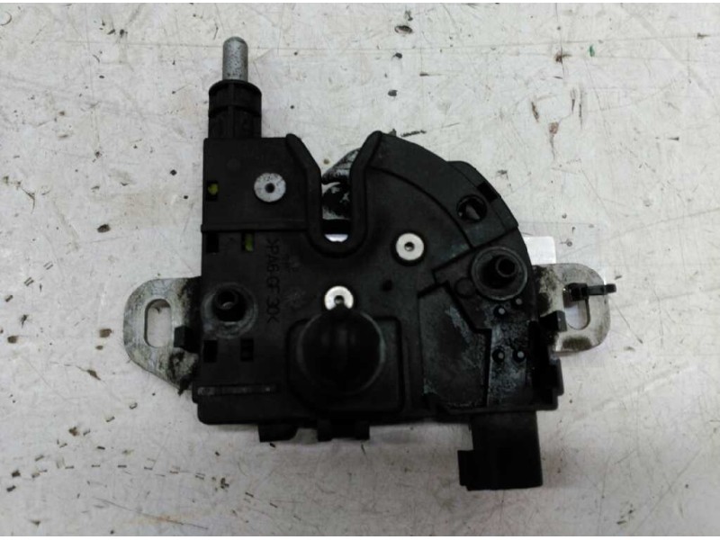 Recambio de cerradura capot para ford focus berlina (cap) titanium referencia OEM IAM 3M5116700  