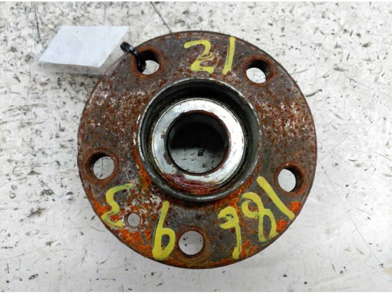 Recambio de buje trasero izquierdo para peugeot expert kasten komfort confort acristalato referencia OEM IAM   