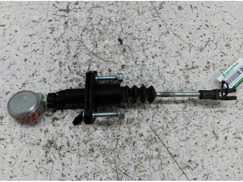 Recambio de bombin embrague para opel astra g berlina comfort referencia OEM IAM 90523769  