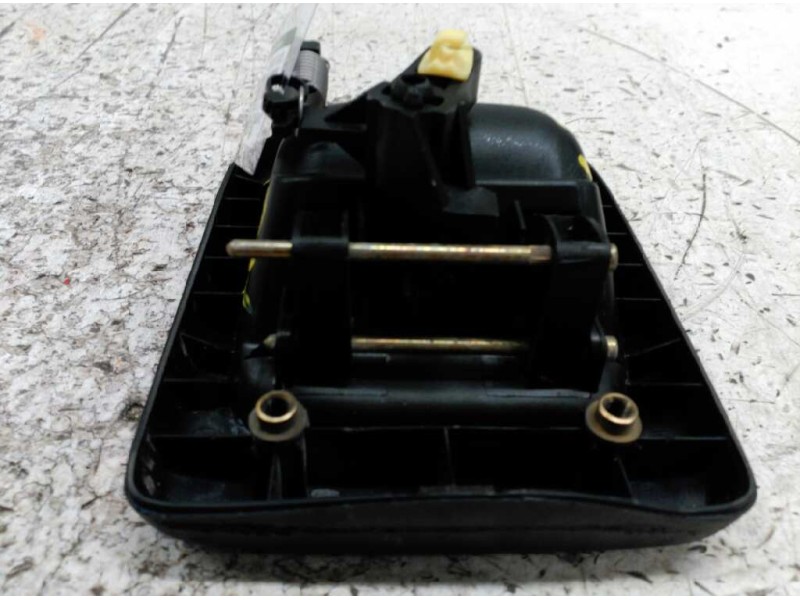 Recambio de maneta exterior delantera derecha para renault trucks mascott 120.35 referencia OEM IAM 7700352488  