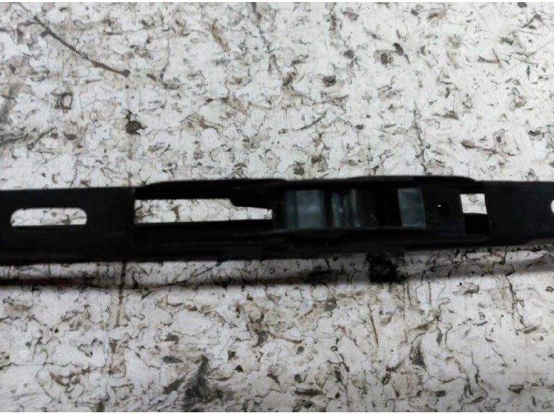 Recambio de escobilla limpia para renault kangoo (f/kc0) alize referencia OEM IAM  DELANTERA IZQUIERDA 50 CM