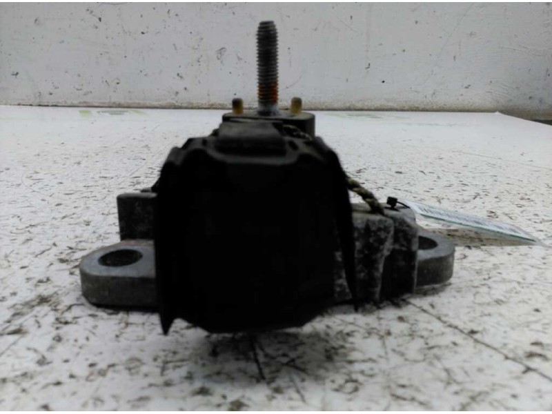 Recambio de soporte motor derecho para renault kangoo (f/kc0) alize referencia OEM IAM 8200267625  