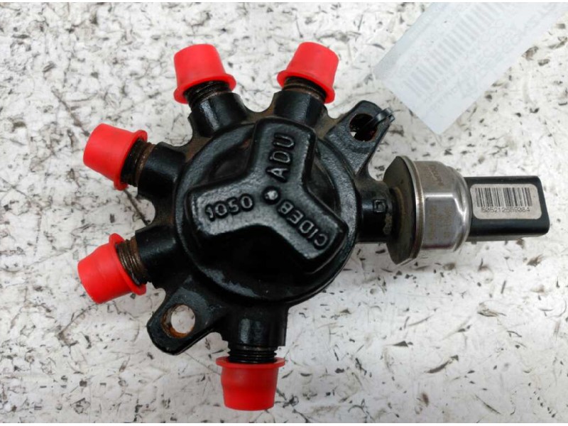 Recambio de rampa inyectora para renault kangoo (f/kc0) alize referencia OEM IAM 8200057345 8200057232 