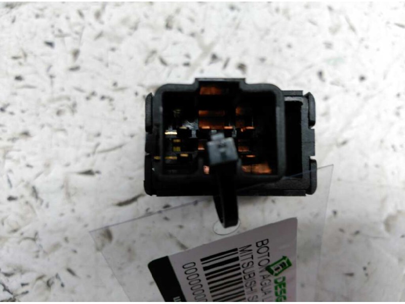 Recambio de boton agua limpia para mitsubishi santamo (hyundai) santamo confort referencia OEM IAM   