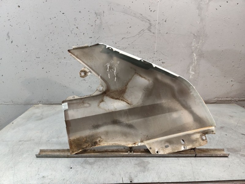 Recambio de aleta delantera izquierda para ford transit mod.2000 caja abierta 2.4 tde referencia OEM IAM   