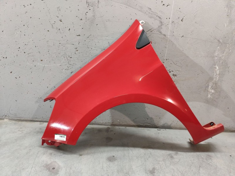 Recambio de aleta delantera izquierda para renault clio iii dynamique referencia OEM IAM   