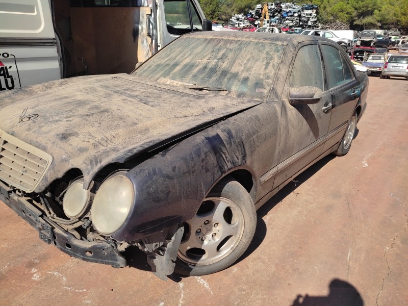 mercedes-benz clase e (w210) berlina diesel del año 1999