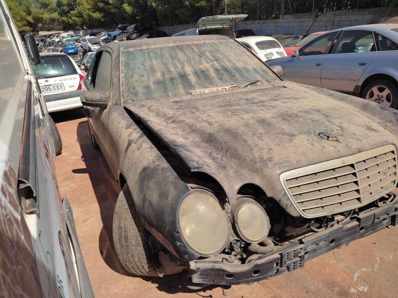mercedes-benz clase e (w210) berlina diesel del año 1999
