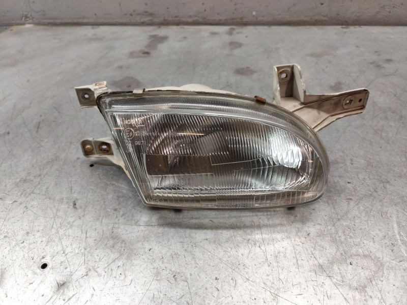 Recambio de faro derecho para hyundai accent (x3) 1.3 ls referencia OEM IAM   