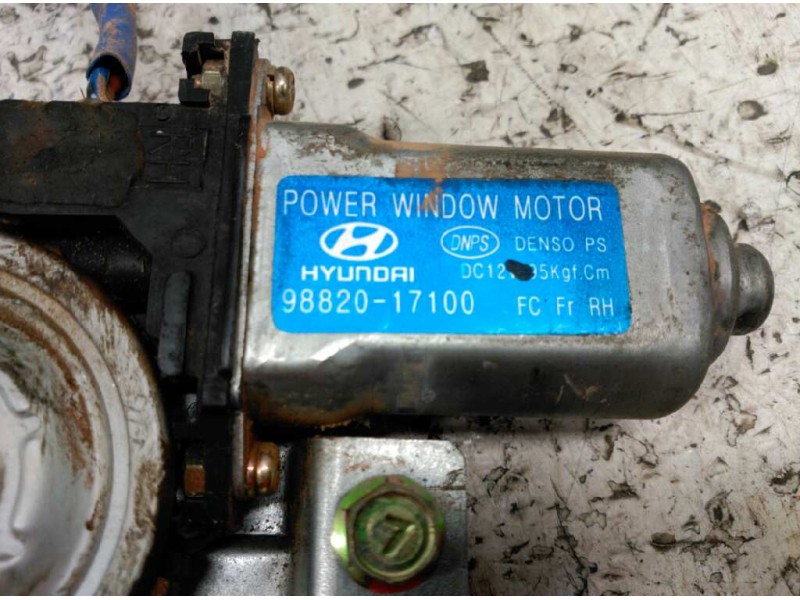 Recambio de elevalunas delantero derecho para hyundai matrix (fc) 1.5 crdi gls referencia OEM IAM 9882017100 ELECTRICO 