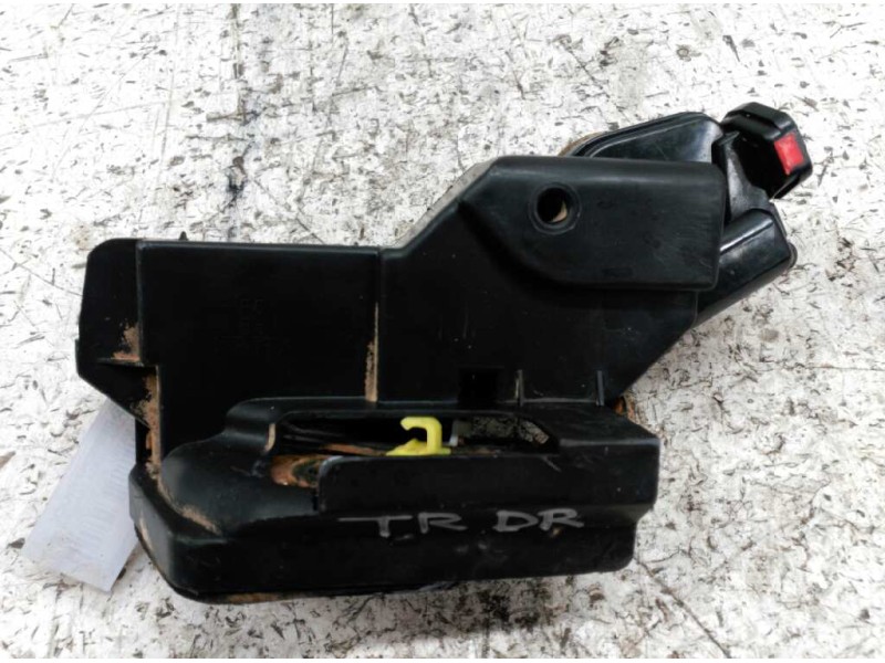 Recambio de cerradura puerta trasera derecha para hyundai matrix (fc) 1.5 crdi gls referencia OEM IAM   