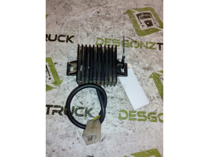 Recambio de modulo electronico para nissan trucks atleon 165 referencia OEM IAM 015011620 NAGARES CONVERTIDOR 24/12V