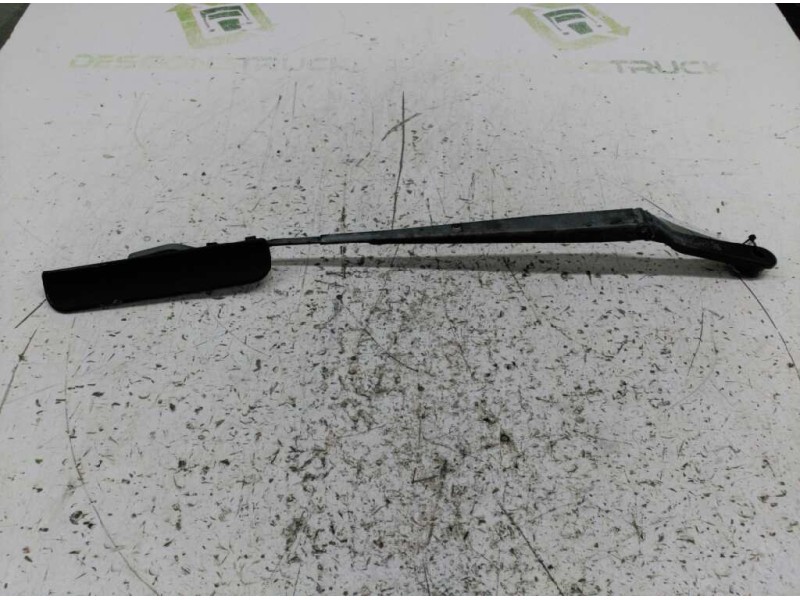Recambio de brazo limpia delantero izquierdo para mitsubishi santamo (hyundai) santamo confort referencia OEM IAM   