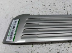 Recambio de moldura puerta trasera derecha para mitsubishi santamo (hyundai) santamo confort referencia OEM IAM  LATERAL  2