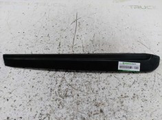 Recambio de moldura puerta trasera derecha para mitsubishi santamo (hyundai) santamo confort referencia OEM IAM  LATERAL 