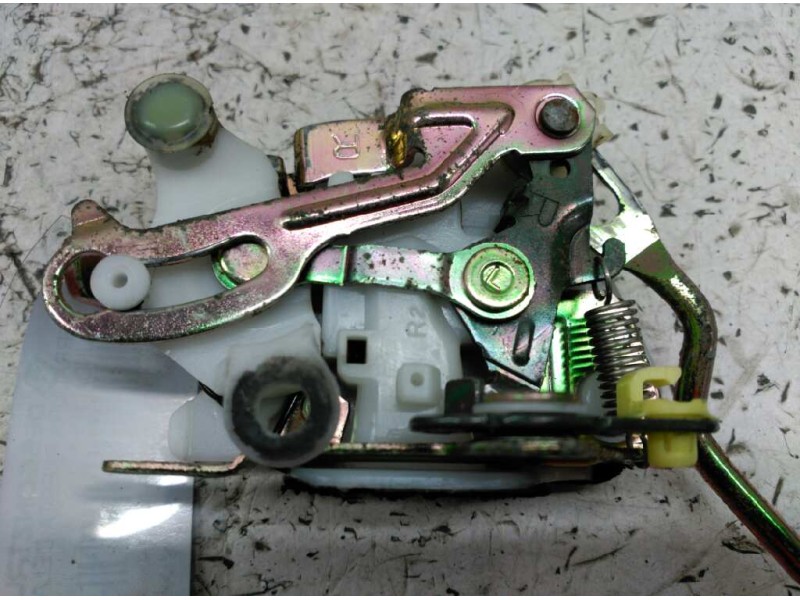 Recambio de cerradura puerta delantera derecha para hyundai h 1 referencia OEM IAM   