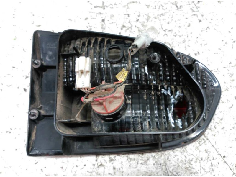 Recambio de piloto trasero derecho para hyundai h 1 referencia OEM IAM  INTERIOR O PORTON 