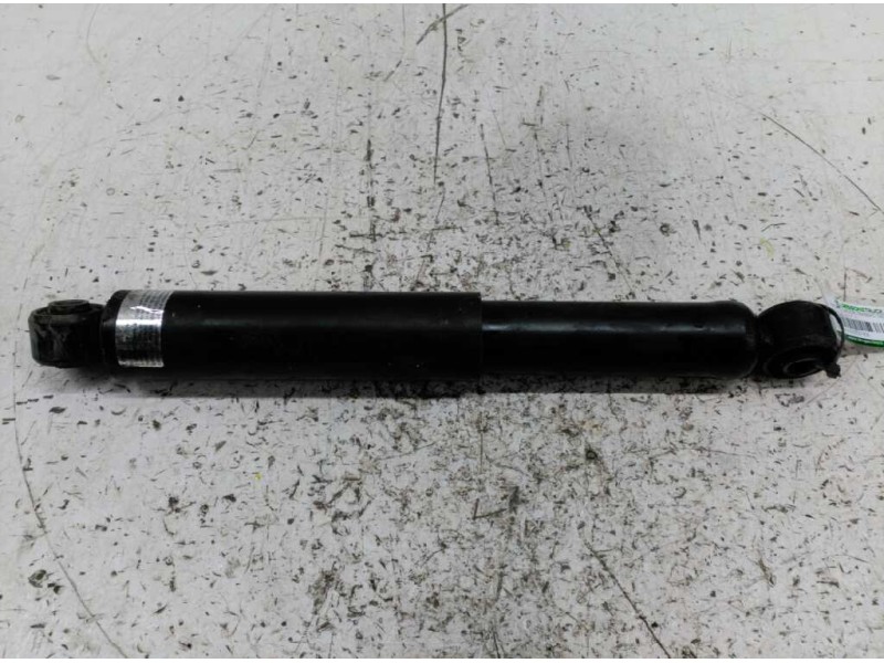 Recambio de amortiguador trasero derecho para hyundai h 1 referencia OEM IAM   