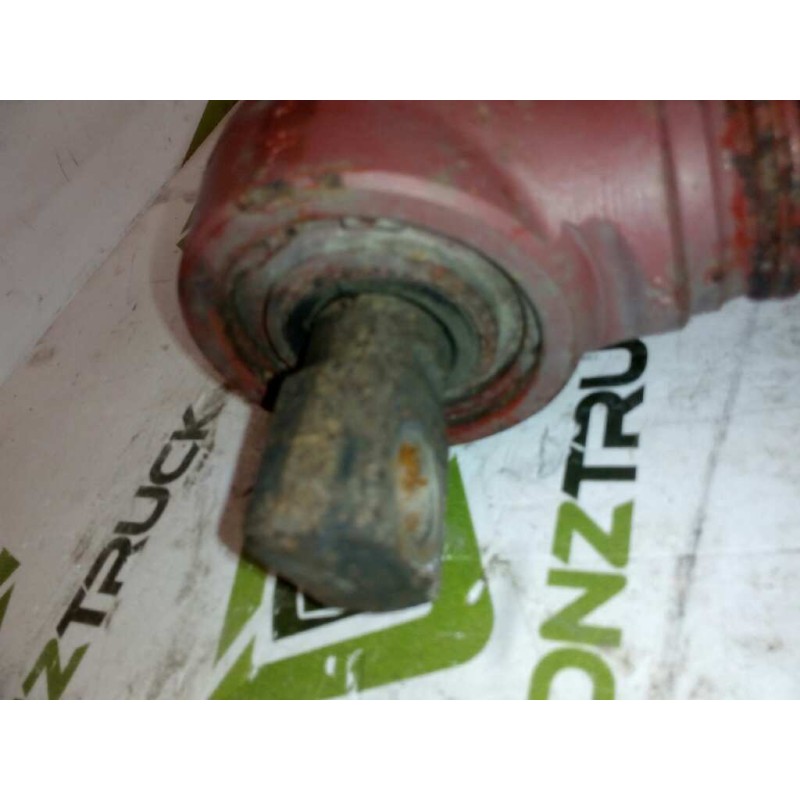 Recambio de tirante trasero derecho para iveco eurocargo 05.03  fg 120 e tráfico urbano referencia OEM IAM 41214462  