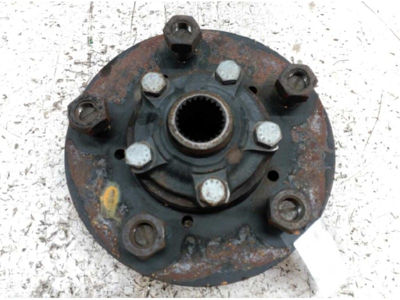 Recambio de buje delantero para land rover discovery (lt) referencia OEM IAM  IZQUIERDO 