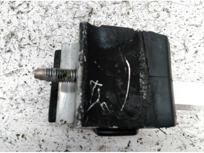 Recambio de soporte motor derecho para land rover discovery (lt) referencia OEM IAM   