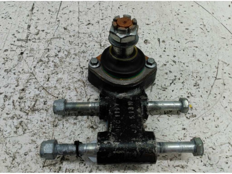 Recambio de rotula suspension para land rover discovery (lt) referencia OEM IAM  TRASERA CENTRAL 