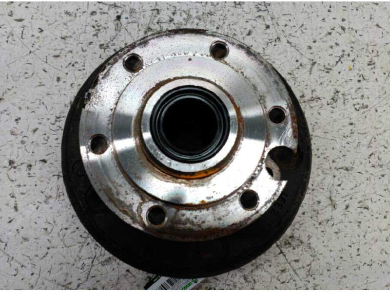 Recambio de buje trasero izquierdo para land rover discovery (lt) referencia OEM IAM   