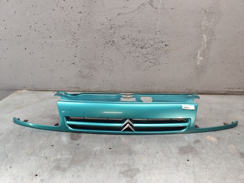 Recambio de rejilla delantera para citroën saxo 1.1 x referencia OEM IAM   