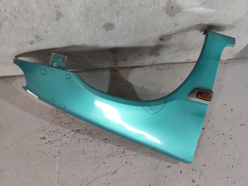 Recambio de aleta delantera derecha para citroën saxo 1.1 x referencia OEM IAM   