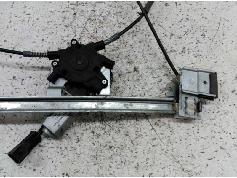 Recambio de elevalunas delantero derecho para seat ibiza (6l1) sport referencia OEM IAM 2133342 ELECTRICO 