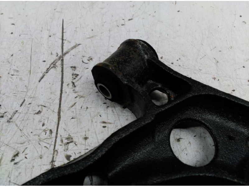 Recambio de brazo suspension inferior delantero derecho para mitsubishi santamo (hyundai) santamo confort referencia OEM IAM   