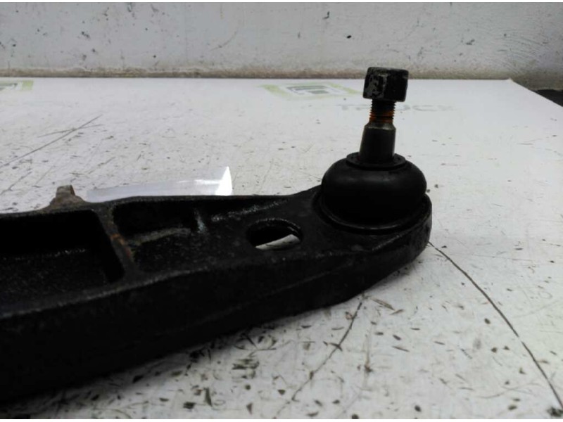 Recambio de brazo suspension inferior delantero izquierdo para mitsubishi santamo (hyundai) santamo confort referencia OEM IAM  