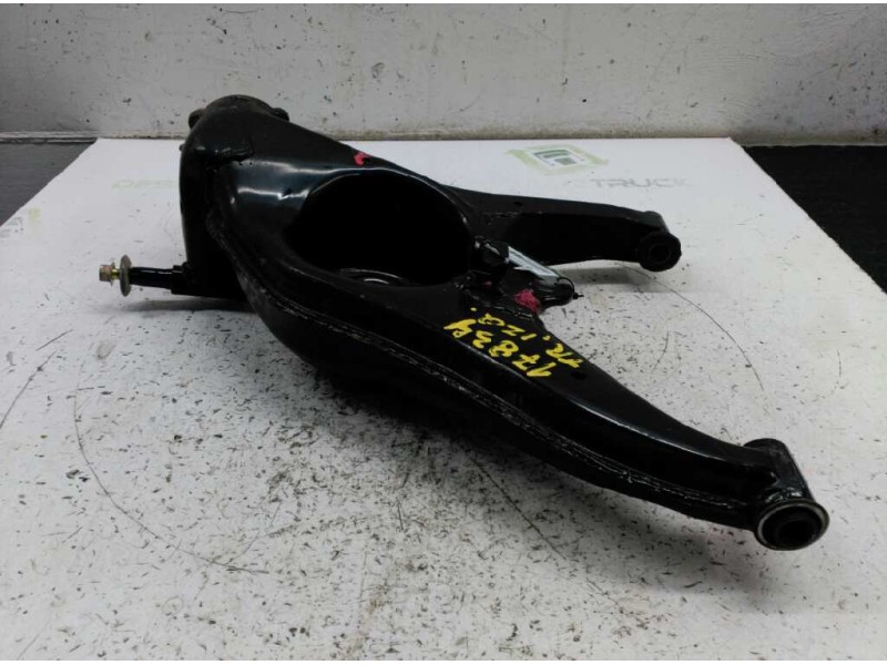 Recambio de brazo suspension inferior trasero izquierdo para mitsubishi santamo (hyundai) santamo confort referencia OEM IAM   