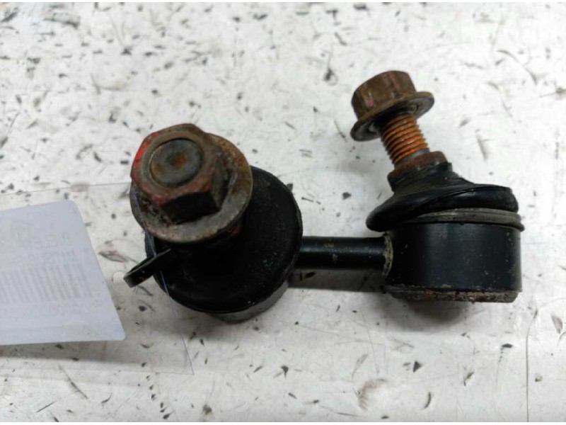 Recambio de bieleta estabilizadora delantera izquierda para mitsubishi santamo (hyundai) santamo confort referencia OEM IAM   