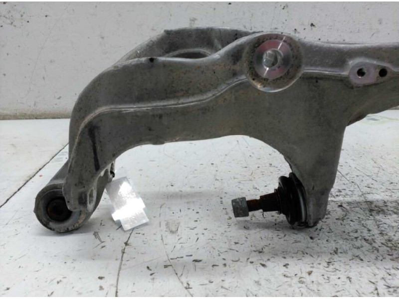 Recambio de brazo suspension inferior delantero derecho para peugeot 407 sw sport referencia OEM IAM   