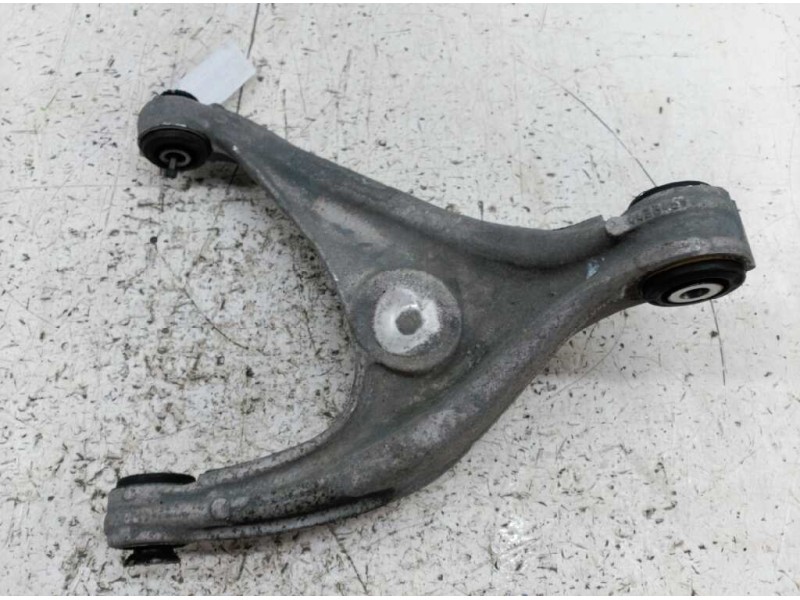 Recambio de brazo suspension superior trasero derecho para peugeot 407 sw sport referencia OEM IAM   