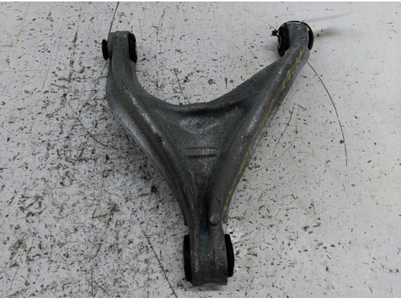 Recambio de brazo suspension superior trasero izquierdo para peugeot 407 sw sport referencia OEM IAM   