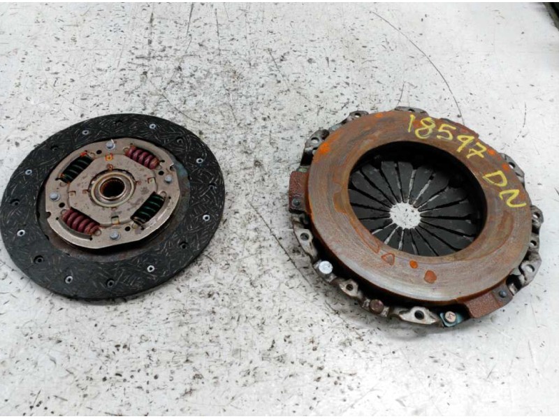 Recambio de kit embrague para renault megane i coupe fase 2 (da..) 1.9 dti rsi referencia OEM IAM   
