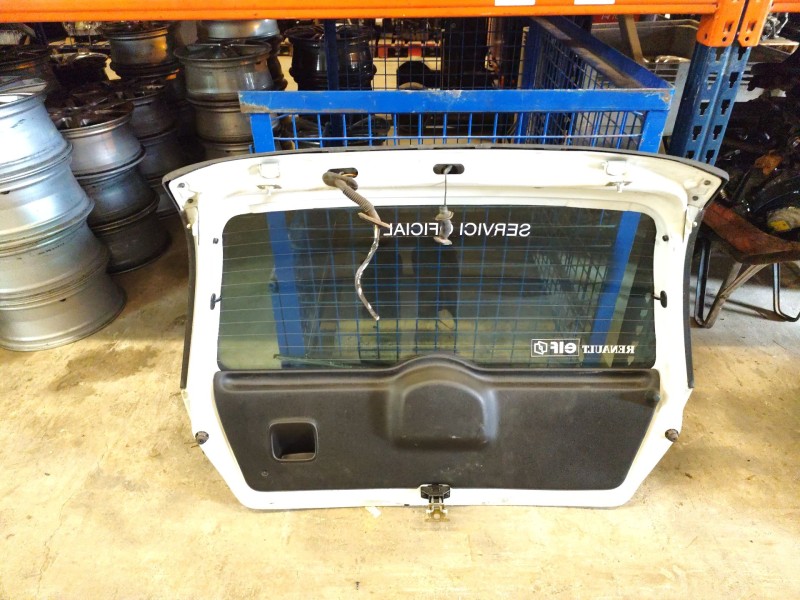 Recambio de porton trasero para renault clio ii fase ii (b/cb0) 1.2 referencia OEM IAM   