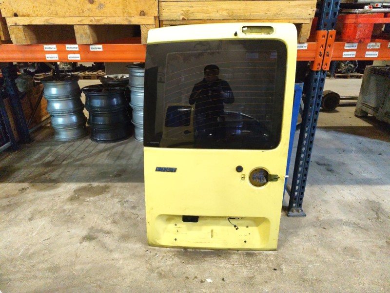 Recambio de porton trasero izquierdo para fiat doblo cargo (223) 1.9 jtd cat referencia OEM IAM   