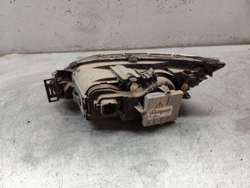 Recambio de faro derecho para ford mondeo iii sedán (b4y) 2.0 16v referencia OEM IAM   